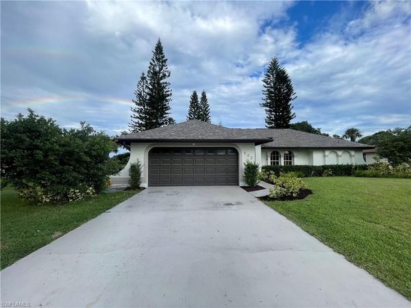 502 Elaine AVE N, LEHIGH ACRES, FL 33971