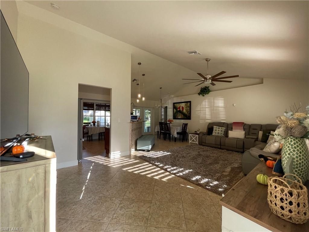 502 Elaine Ave N, Lehigh Acres, FL 33971 Photo