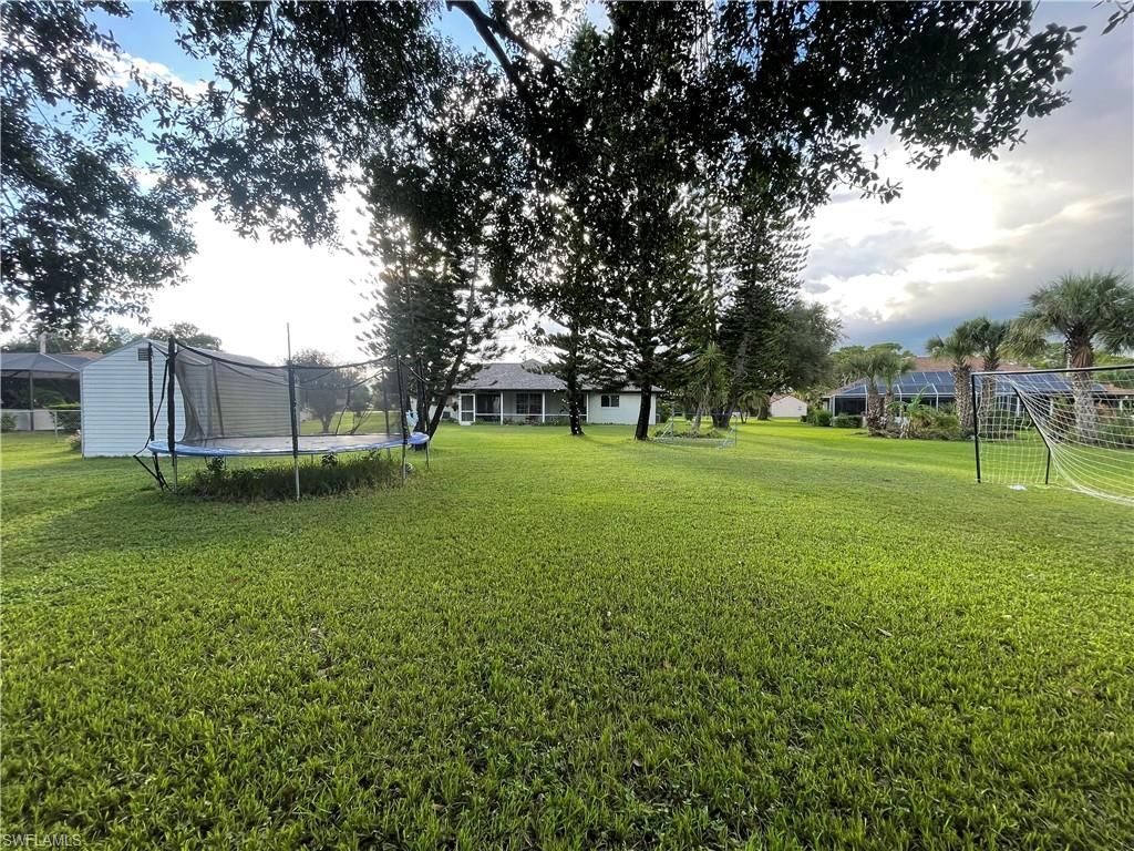 502 Elaine Ave N, Lehigh Acres, FL 33971 Photo
