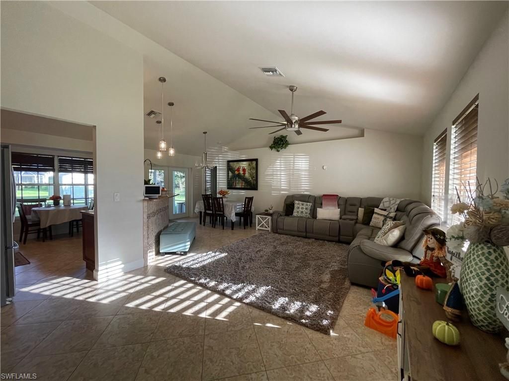 502 Elaine Ave N, Lehigh Acres, FL 33971 Photo