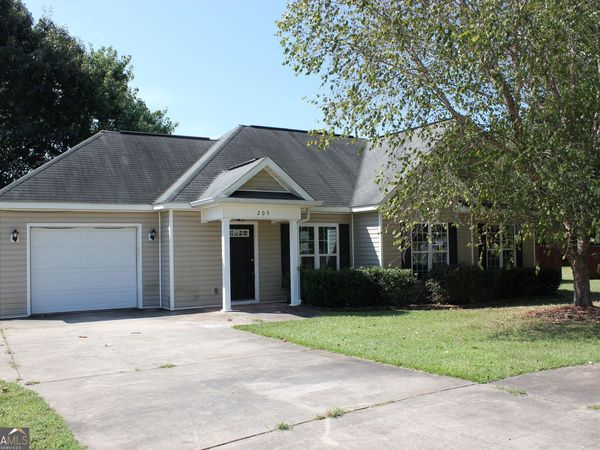 205 Gayla Court, Warner Robins, GA 31088