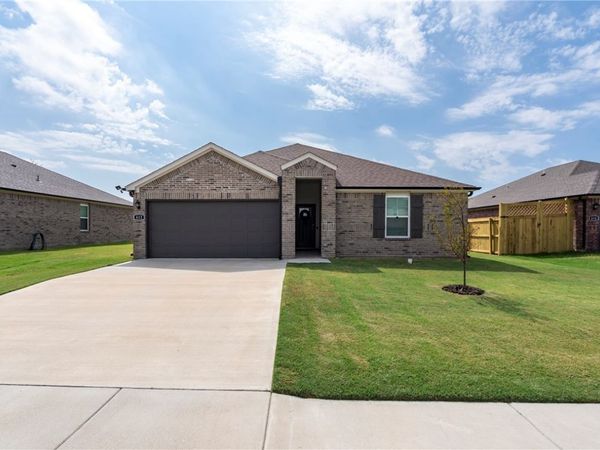 612 W Cattleman Court , Siloam Springs, AR 72761