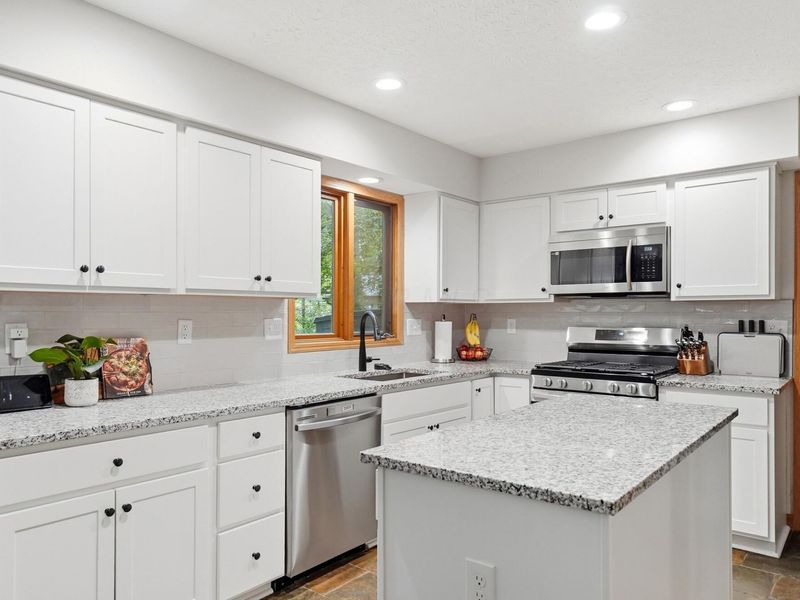 1177 Forest Glen Road, Westerville, OH 43081 Photo 21