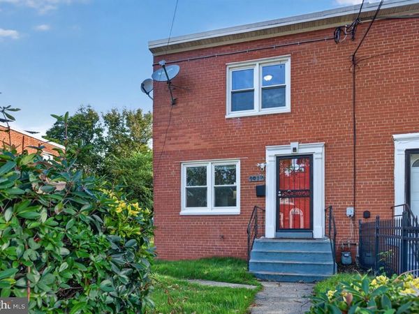 1017 BOOKER DRIVE, CAPITOL HEIGHTS, MD 20743