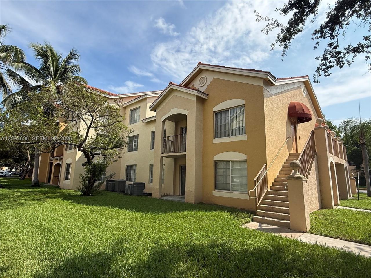 4115 San Marino Blvd, Unit 202, West Palm Beach, FL 33409 Photo