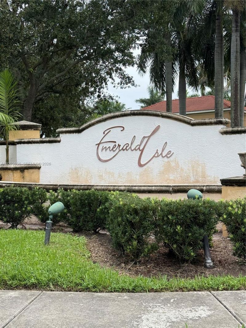 4115 San Marino Blvd, Unit 202, West Palm Beach, FL 33409 Photo