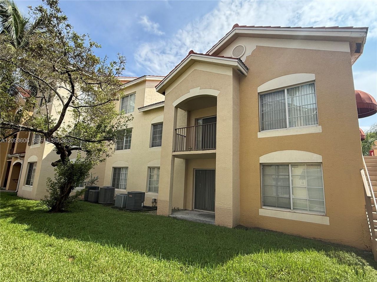 4115 San Marino Blvd, Unit 202, West Palm Beach, FL 33409 Photo