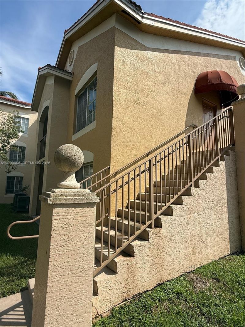 4115 San Marino Blvd, Unit 202, West Palm Beach, FL 33409 Photo