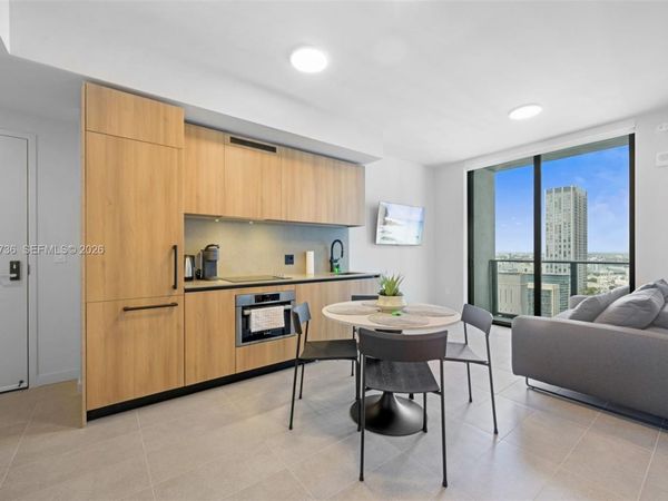 121 NE 5th St , Unit 3006, Miami, FL 33132