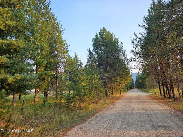 461 Bear Rd , Priest River, ID 83856