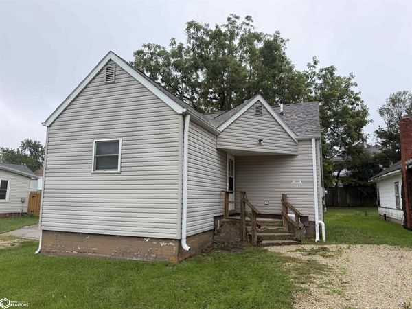 1009 15Th Street, Eldora, IA 50627