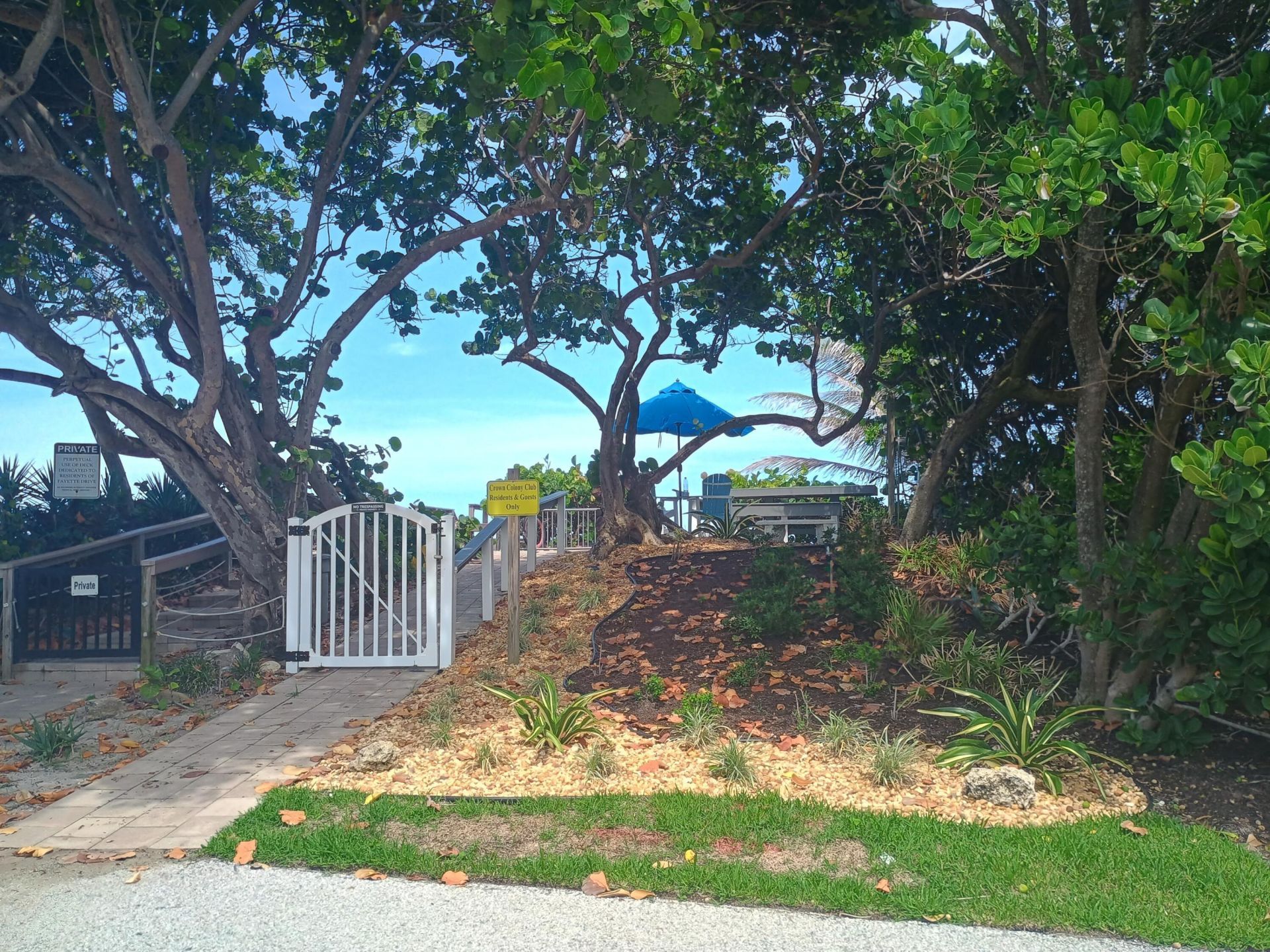 5520 N Ocean Boulevard, Unit 202, Ocean Ridge, FL 33435 Photo