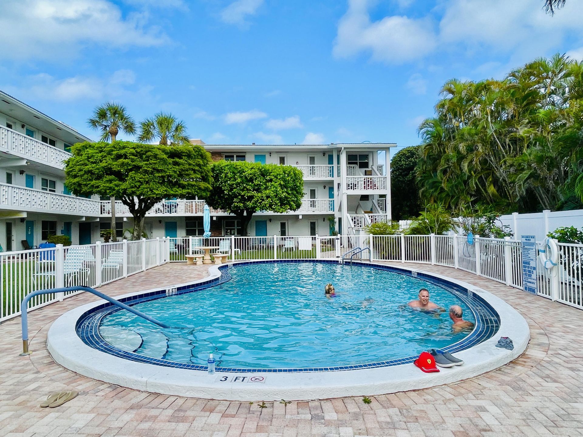 234 Hibiscus Avenue, Unit 271, Lauderdale by the Sea, FL 33308 Photo