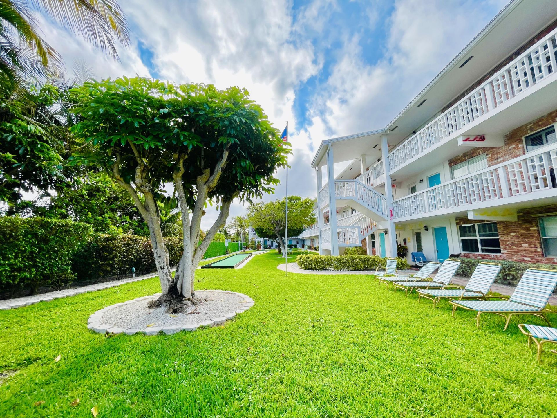 234 Hibiscus Avenue, Unit 271, Lauderdale by the Sea, FL 33308 Photo