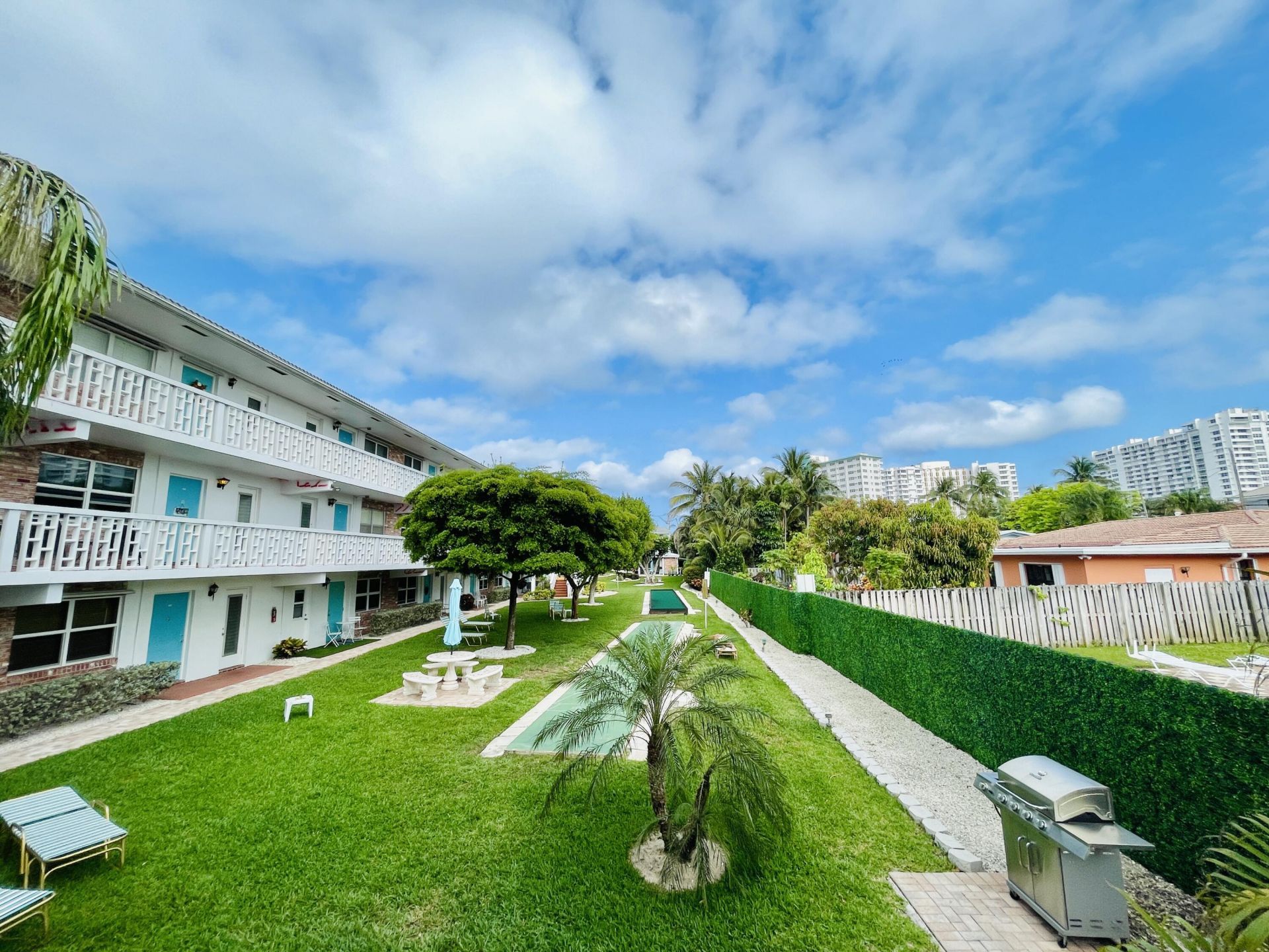 234 Hibiscus Avenue, Unit 271, Lauderdale by the Sea, FL 33308 Photo