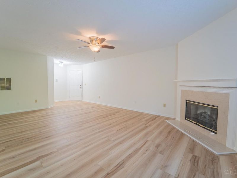 4320 Crystal Court, Unit 202, Deerfield Township, OH 45040 Photo 11