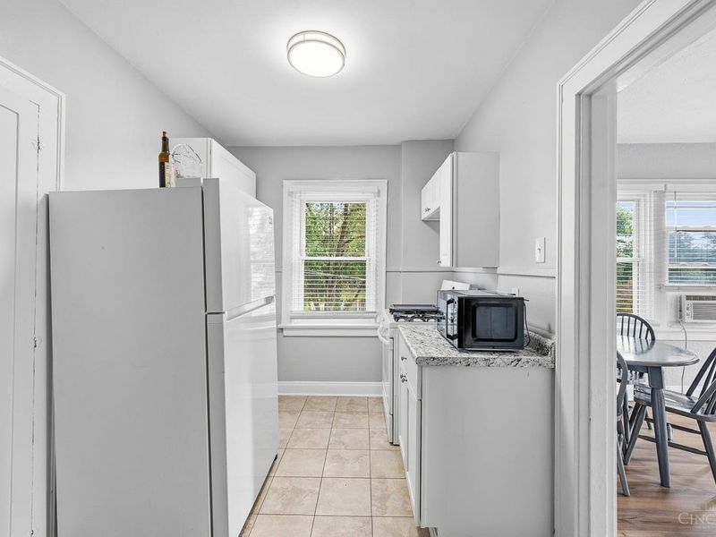 4423 Erie Avenue, Cincinnati, OH 45227 Photo 4