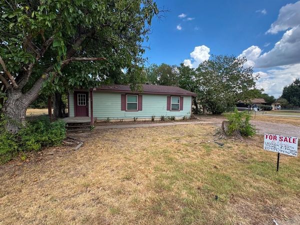 4003 Cherokee Court, Granbury, TX 76048