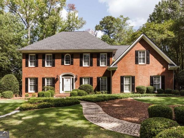 1031 Millers Lake Drive, Watkinsville, GA 30677