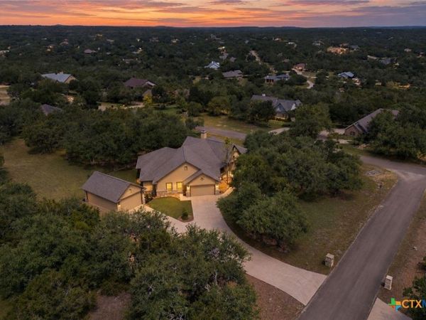 128 Portulaca Court , Driftwood, TX 78619