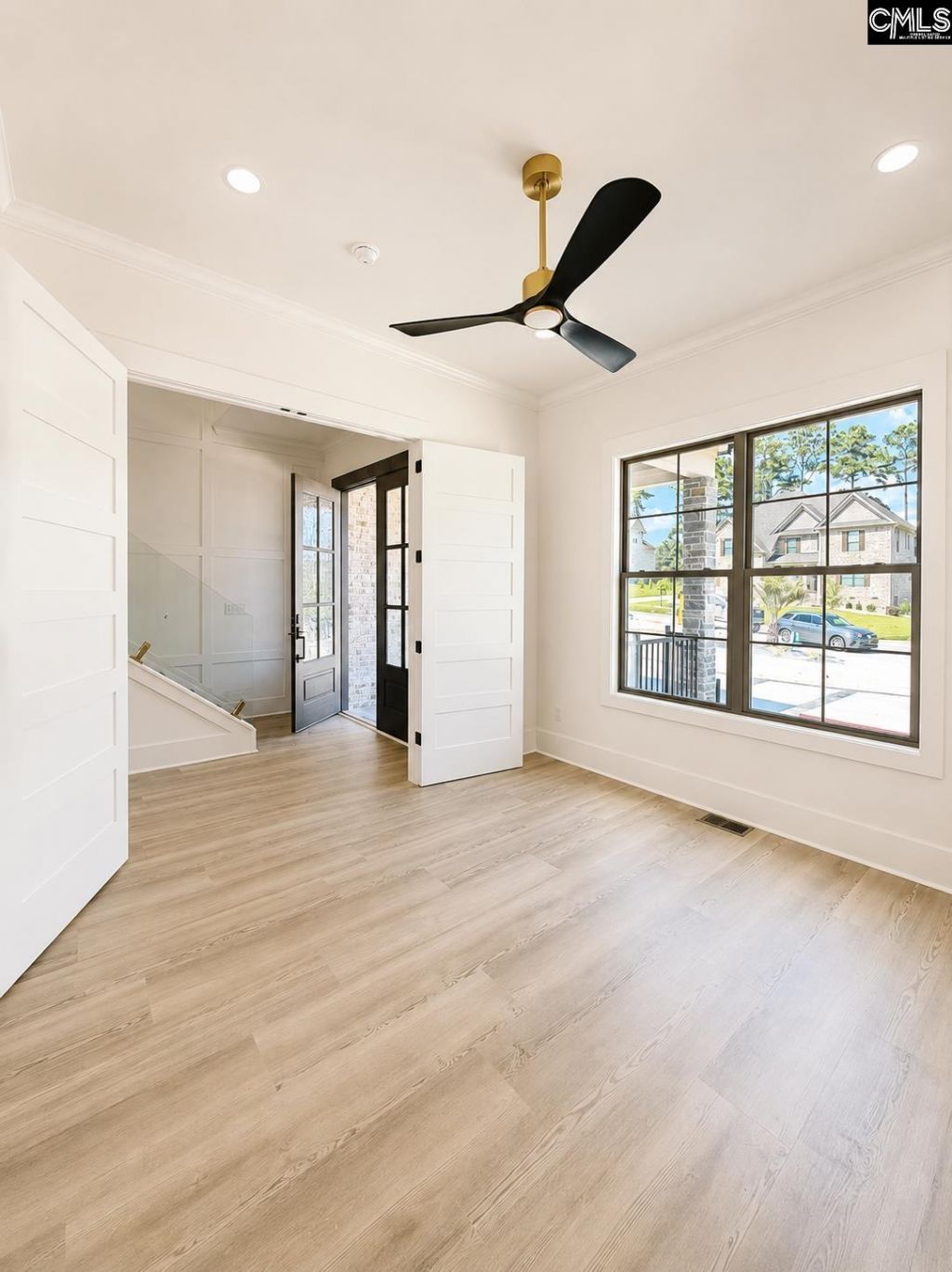 346 Arrowleaf Lane E Photo 8