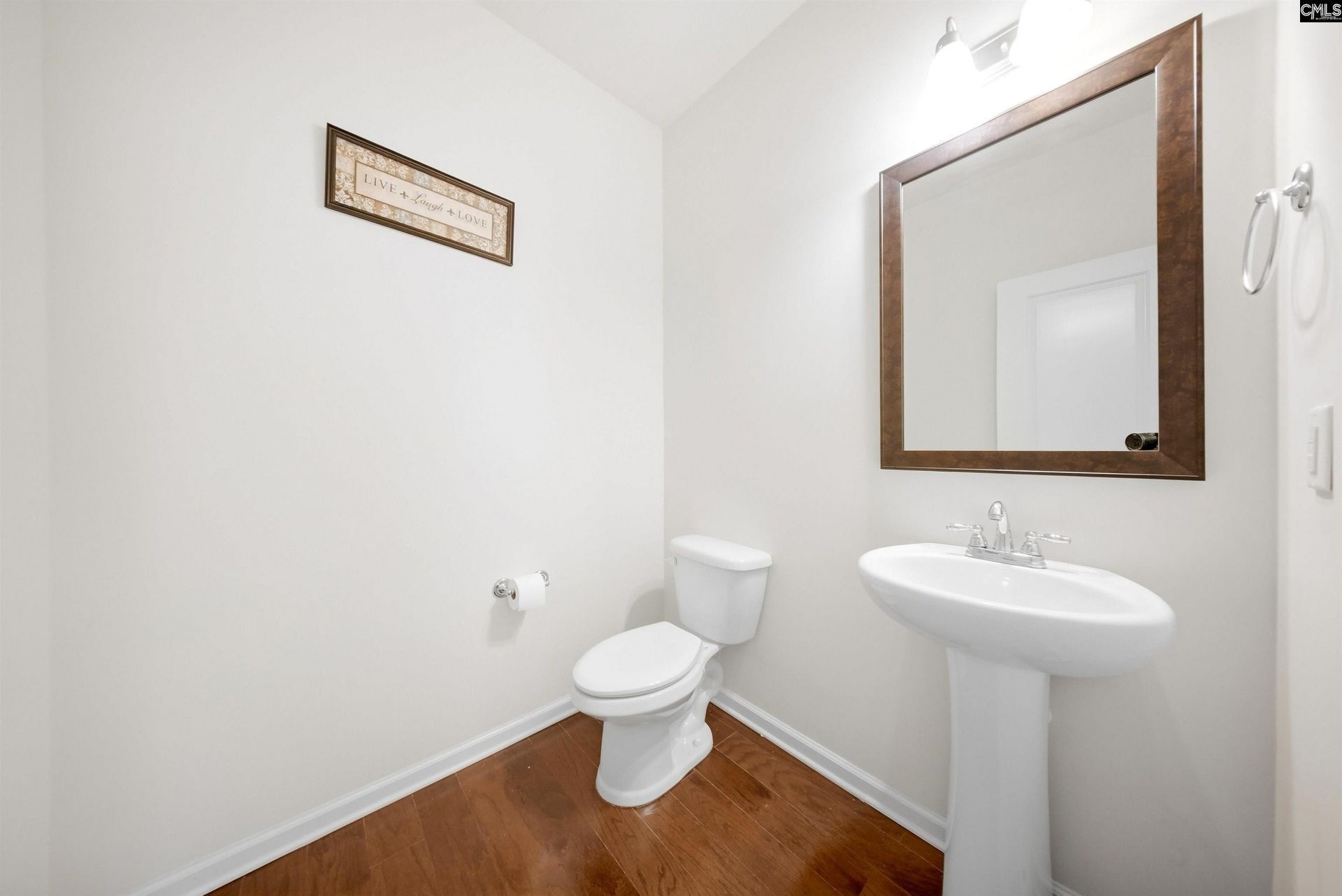 222 Ashewicke Drive  Photo 6
