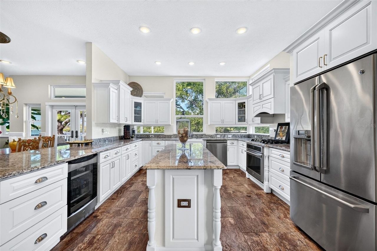 1538 Riverside Drive, Tarpon Springs, FL 34689 Photo