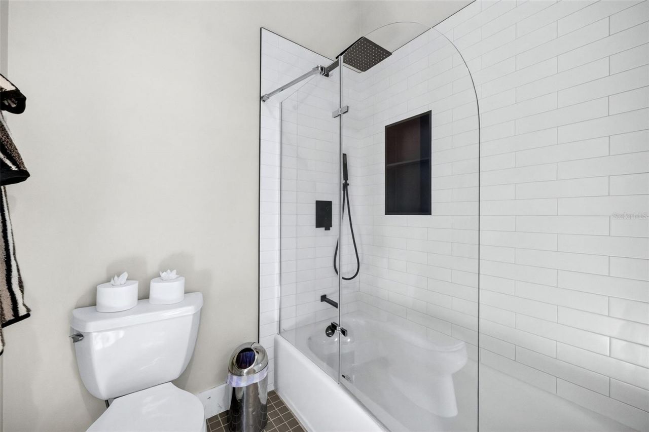 1538 Riverside Drive, Tarpon Springs, FL 34689 Photo