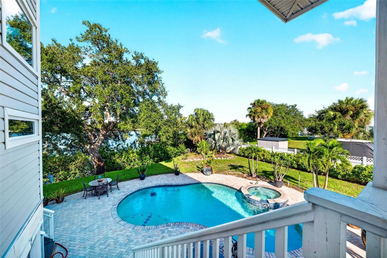 1538 Riverside Drive, Tarpon Springs, FL 34689 Photo
