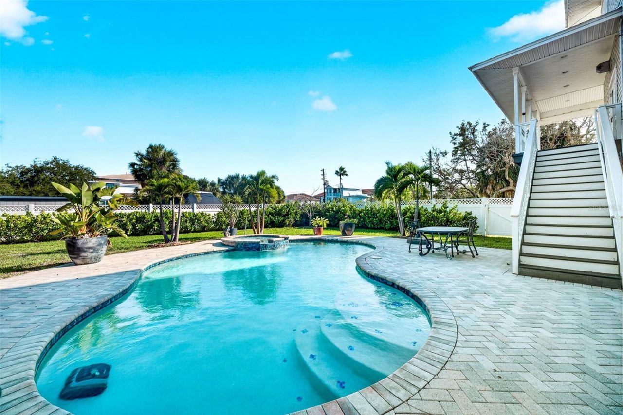 1538 Riverside Drive, Tarpon Springs, FL 34689 Photo