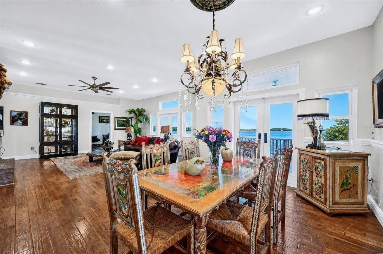 1538 Riverside Drive, Tarpon Springs, FL 34689 Photo