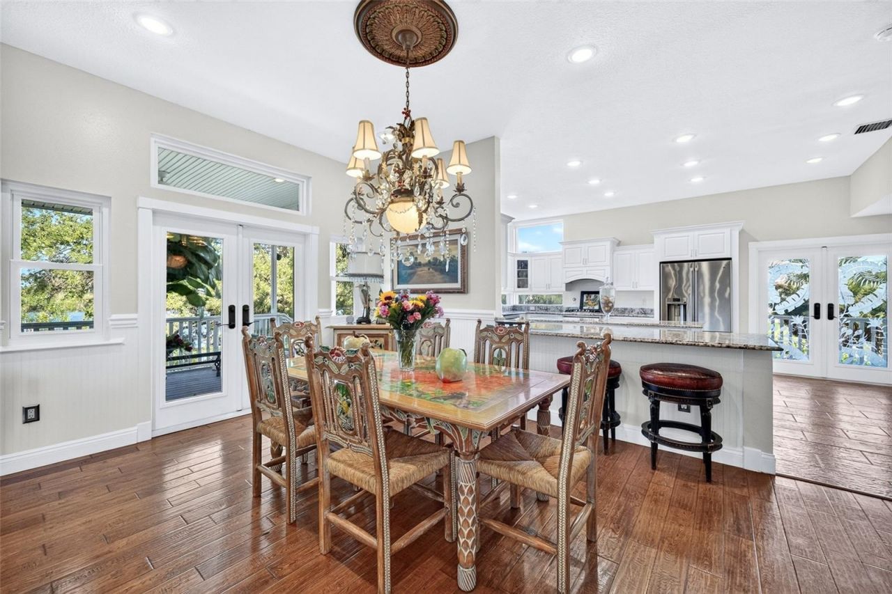 1538 Riverside Drive, Tarpon Springs, FL 34689 Photo