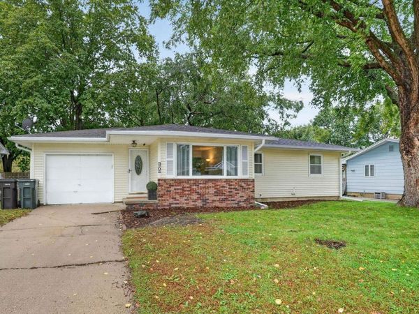 3701 Knoll Ridge , Cedar Falls, IA 50613