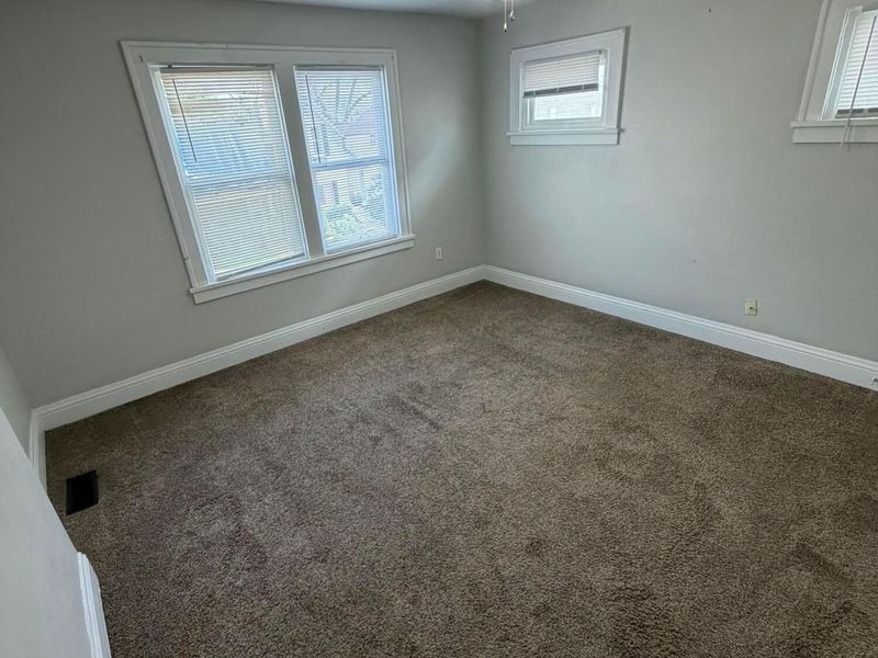 377 E Hinman Avenue, Unit 377, Columbus, OH 43207 Photo 10