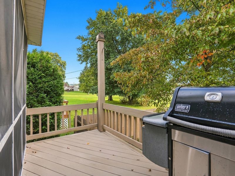 2448 Clarendon Avenue , Zanesville, OH 43701 Photo 15