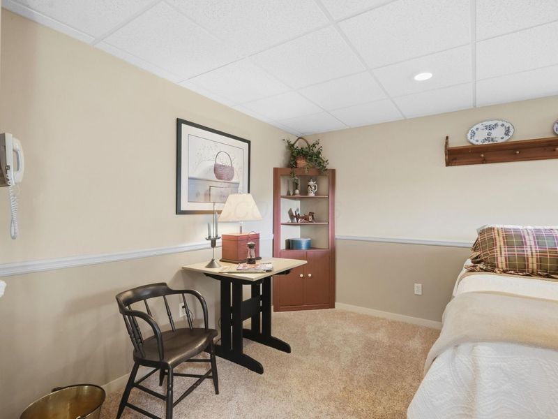 2448 Clarendon Avenue , Zanesville, OH 43701 Photo 52