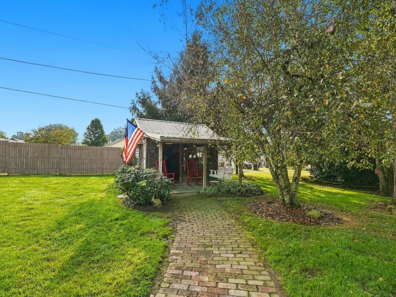 2448 Clarendon Avenue , Zanesville, OH 43701 Photo 73