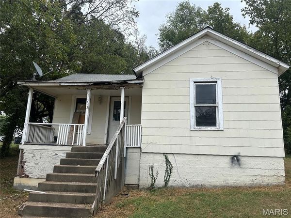 303 Cardinal Street , Park Hills, MO 63601