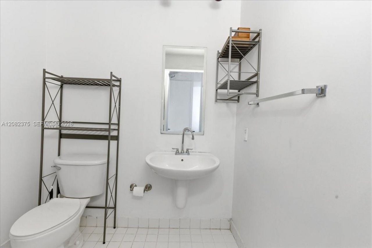 10 SW South River Dr , Unit 806, Miami, FL 33130 Photo