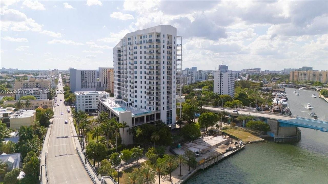 10 SW South River Dr , Unit 806, Miami, FL 33130 Photo