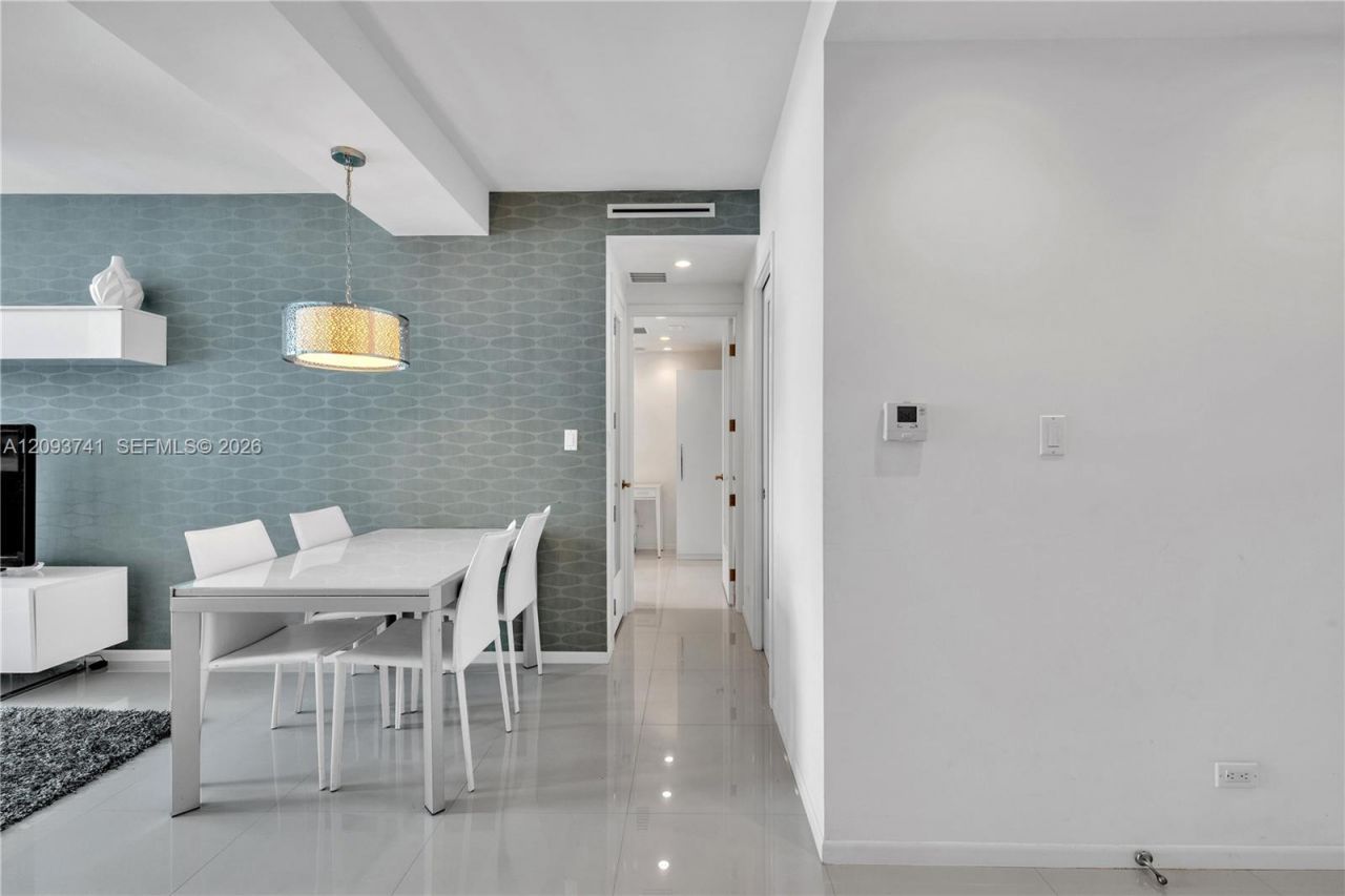 5055 Collins Ave , Unit 7A, Miami Beach, FL 33140 Photo