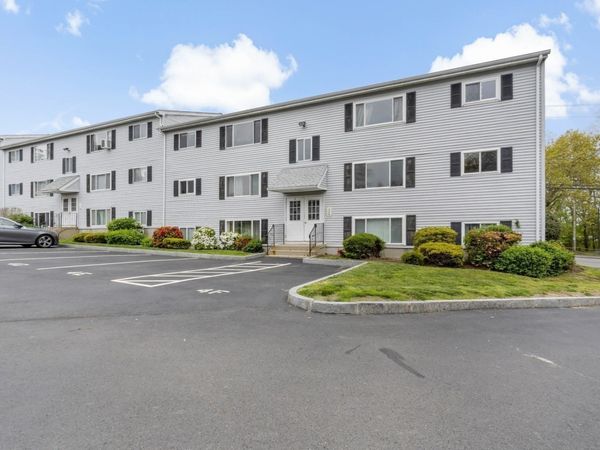 5455 N Main St, Unit 4D, Fall River, MA 02720