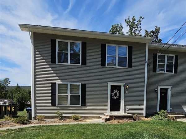 3 Teneyck Avenue , Unit A, Greenwood Lake, NY 10925
