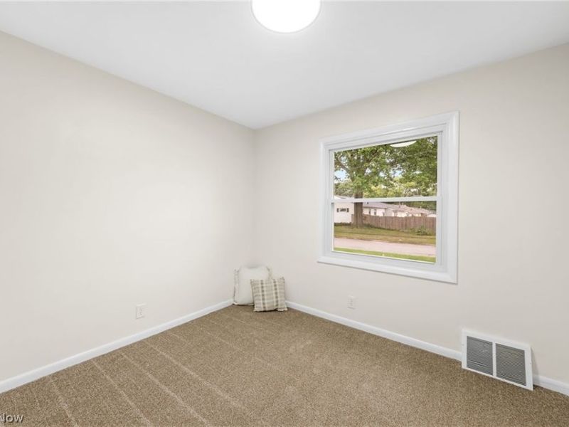 324 Lynn Drive, Cuyahoga Falls, OH 44221 Photo 16