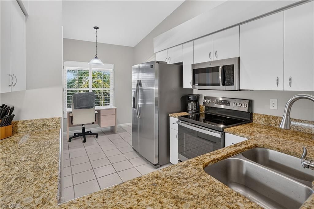 9300 Highland Woods Blvd , Unit 3305, Bonita Springs, FL 34135 Photo