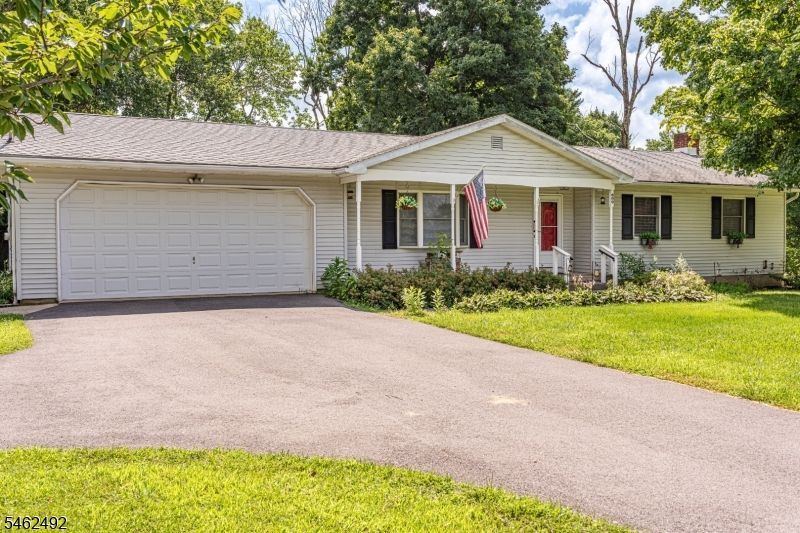 600 Montana Rd, Harmony, NJ 08865 Main Photo