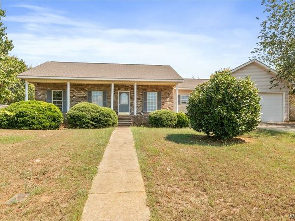 231 Ann Street, Moundville, AL 35474