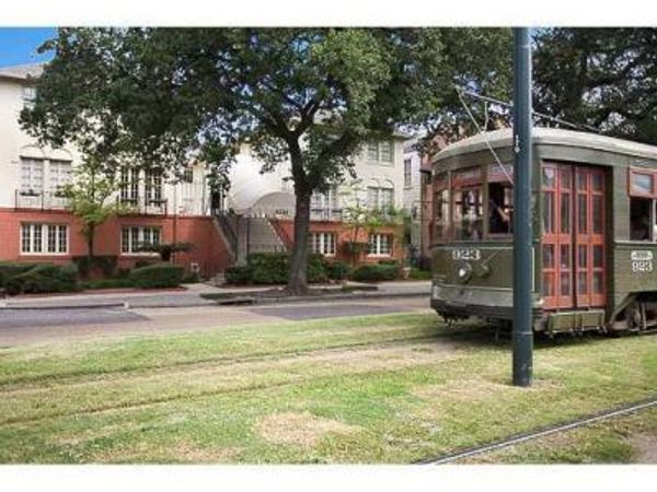 4239 ST CHARLES Avenue , Unit J, New Orleans, LA 70115