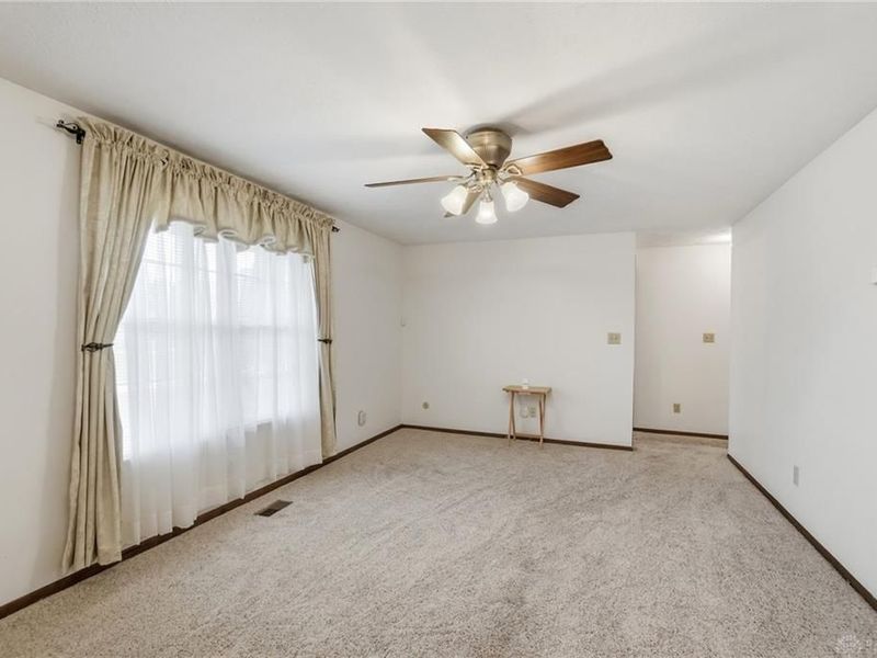 8838 Washington Colony Drive, Washington Township, OH 45458 Photo 3