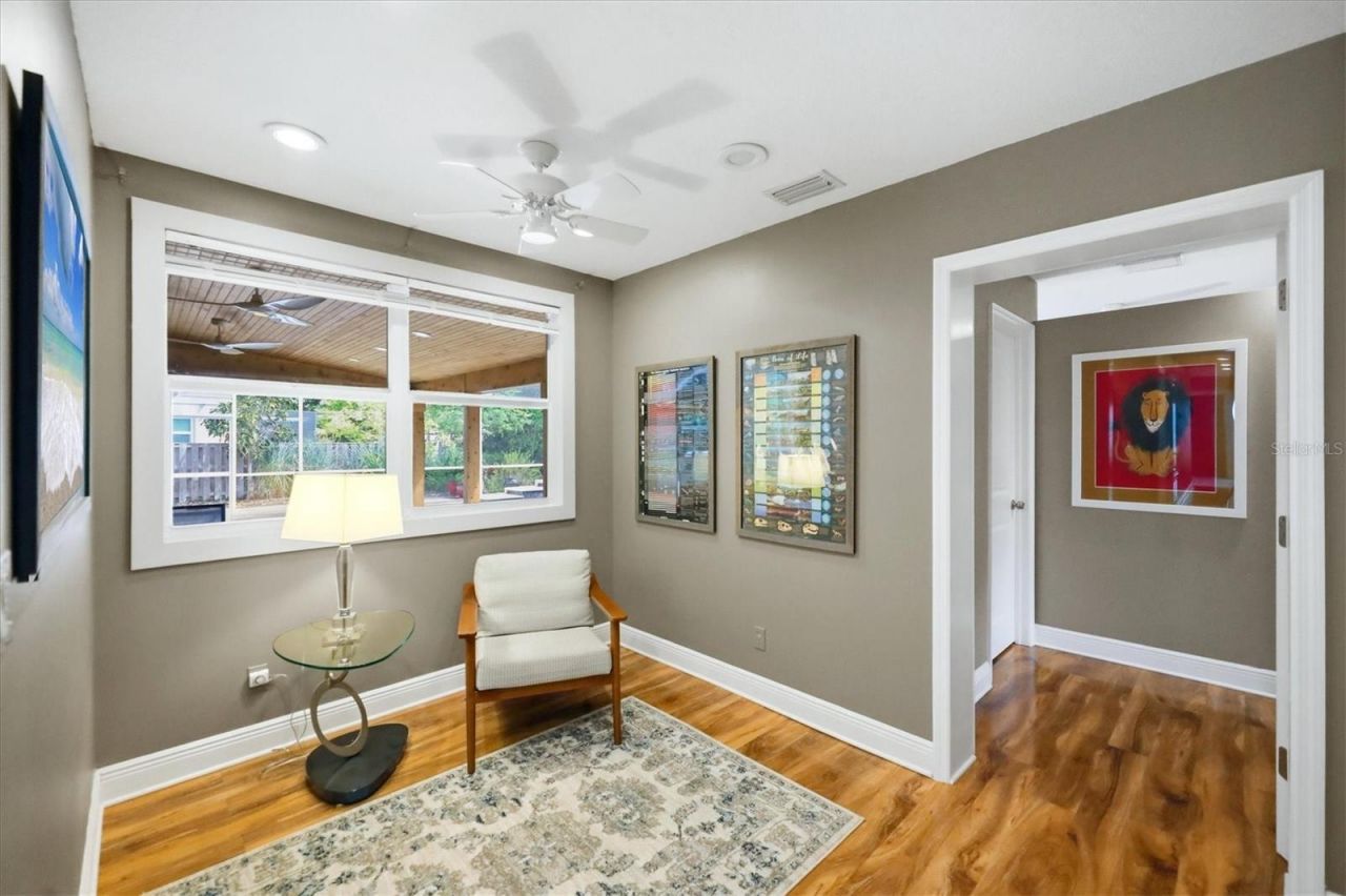 942 Virginia Drive, Sarasota, FL 34234 Photo